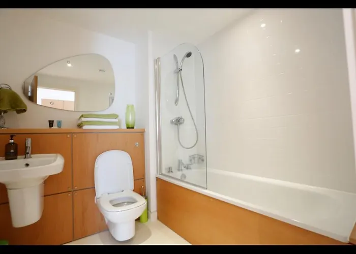 Waterfront Apartment *