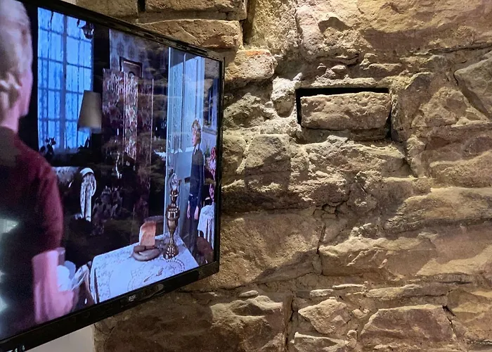 Royal Mile Balconies By The Castle 5* Edinburgh