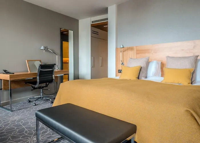 Apex Waterloo Place Hotel