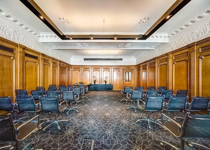 Apex Waterloo Place Hotel