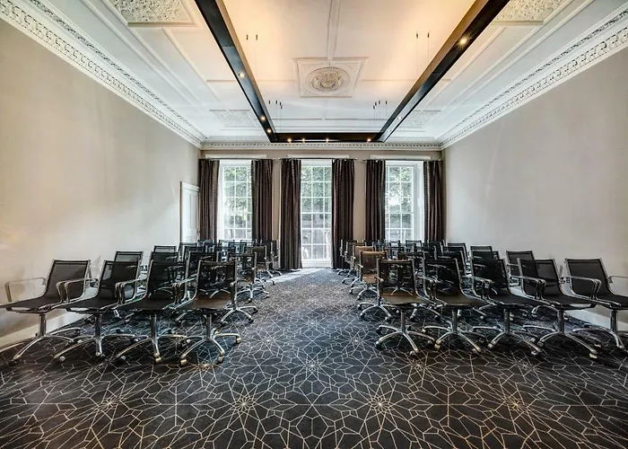 Apex Waterloo Place Hotel 4*