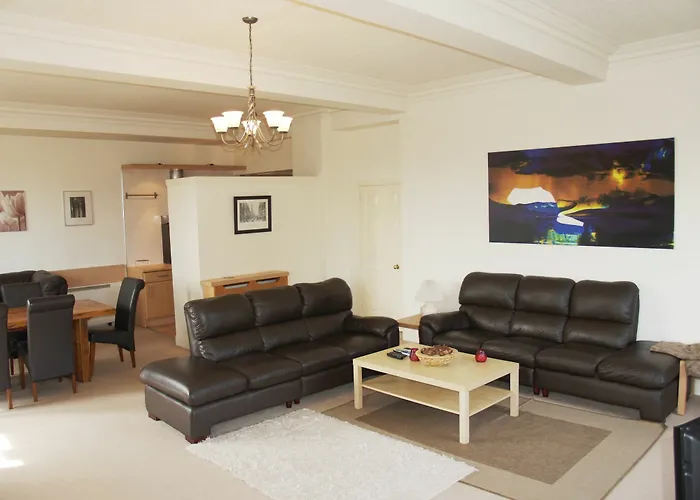 Royal Mile Mansions By