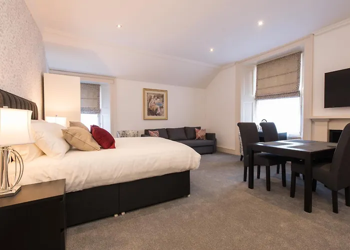 Royal Princes Apartment