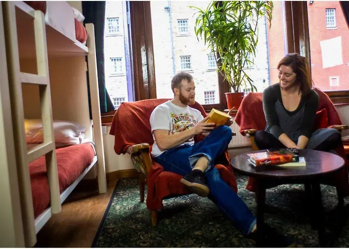 Royal Mile Backpackers * Edinburgh