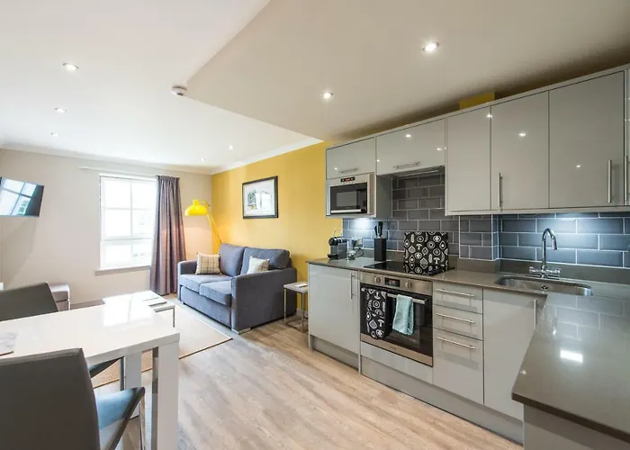 Fountain Court - Grove 4* Edynburg