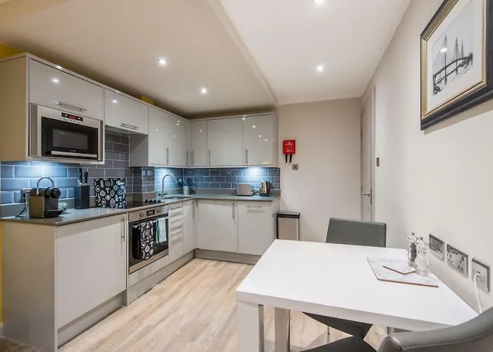 Hotel apartamentowy Fountain Court - Grove Edynburg