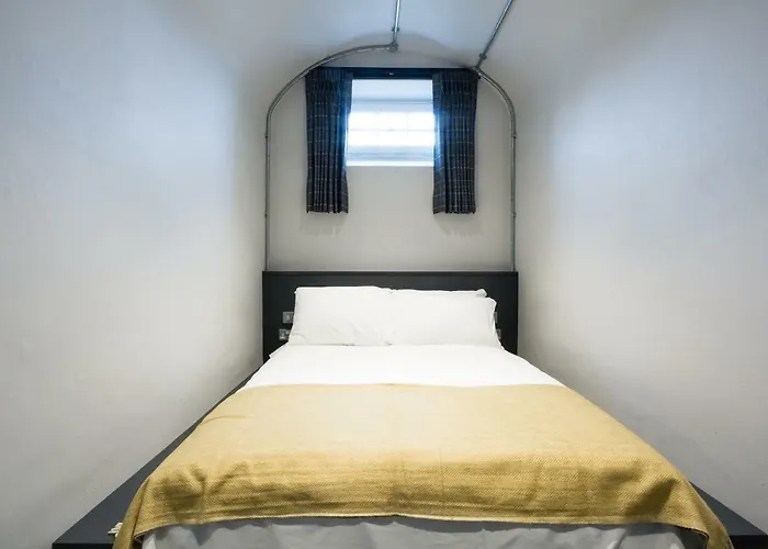 Code - The Court, Edimburgo