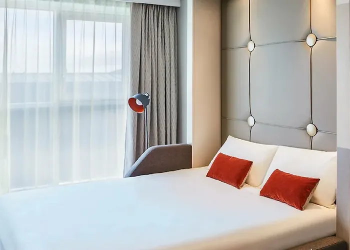 Adagio Royal Mile 4* Edimburgo