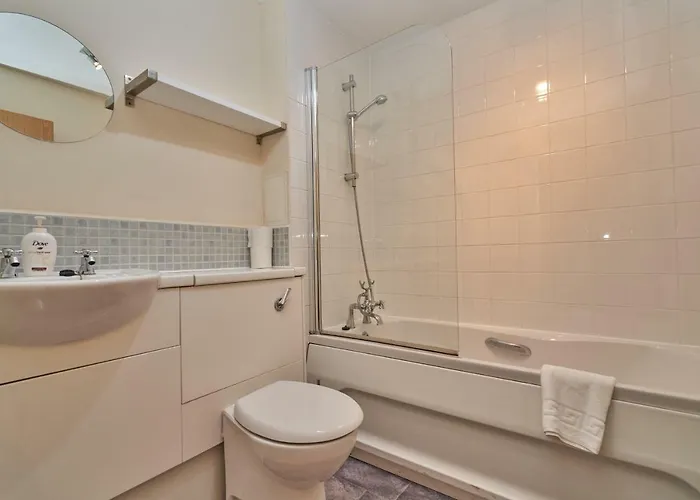 Apartment Castle - Annandale *