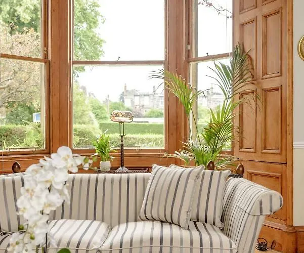 No 45 Oda ve Kahvaltı 4*