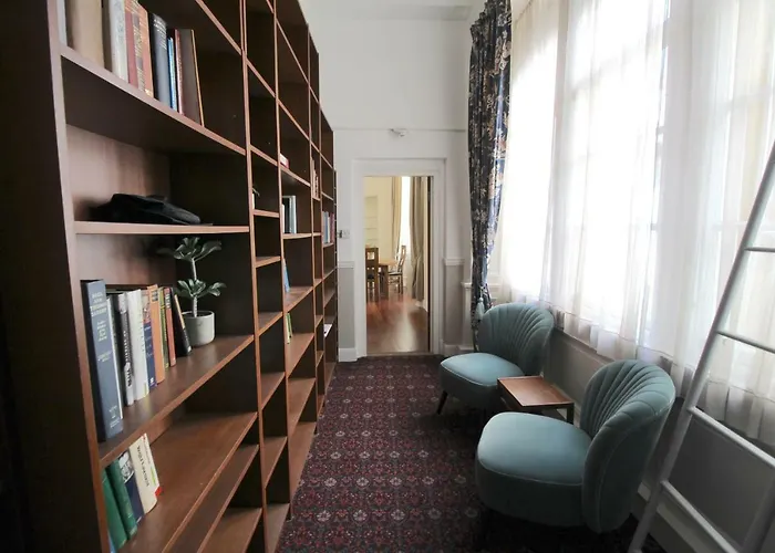 公寓 Royal Mile Mansions By