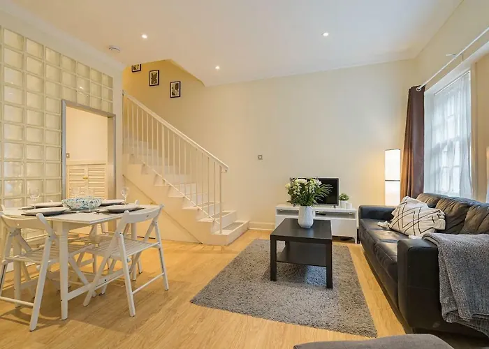 2br Grassmarket With Castle View Edinburgh