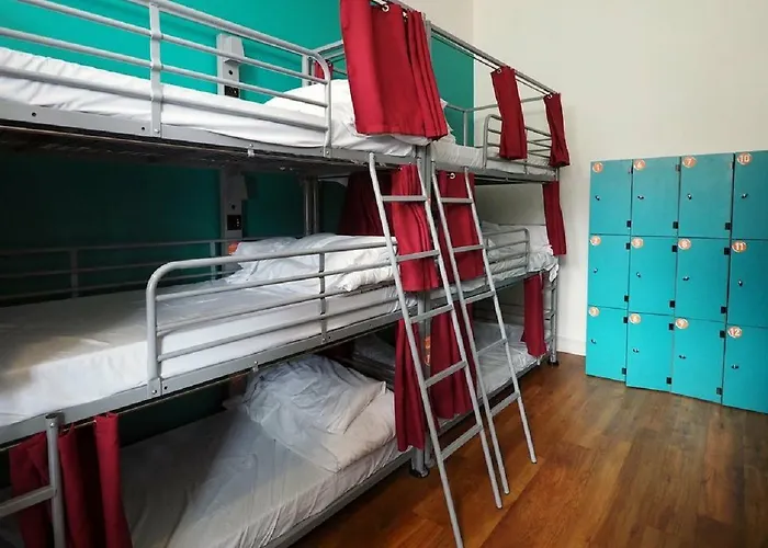 St Christophers 3* Edinburgh