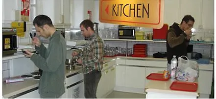 Гостевой дом Almond House Эдинбург