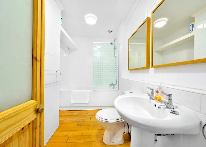 Апартаменты Royal Mile View Эдинбург