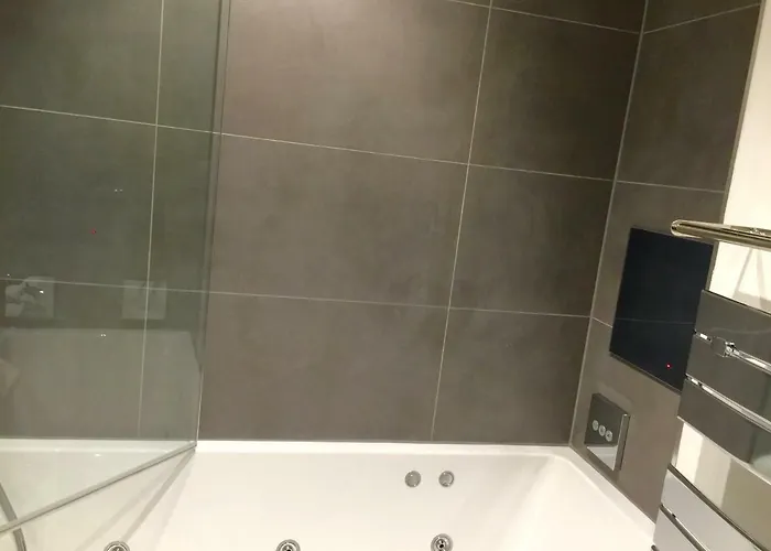 Apartament The Bonnie Bide Awa' *