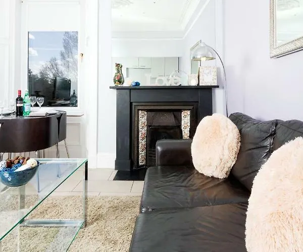 Apartment Near Centre Luxury