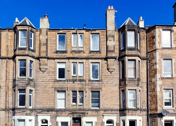 Near Centre Luxury Apartment *