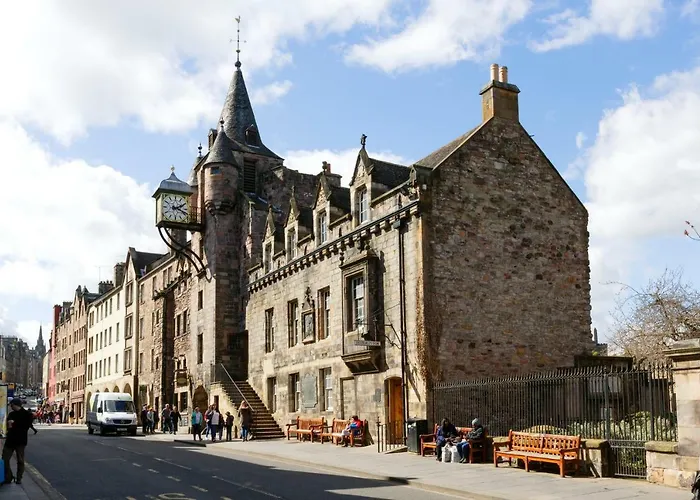 Near Centre Luxury * Edinburgh