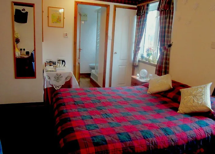 The White House 招待所 *