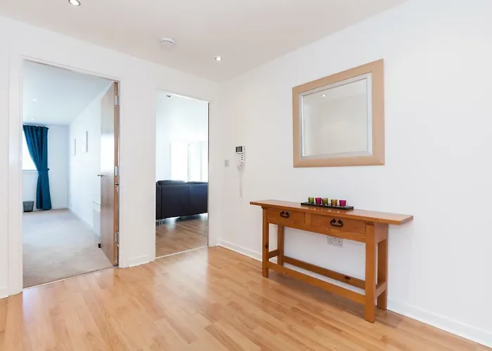 Stylish Garden View Apartment