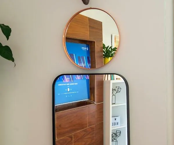 Modern Flat With Fantastic Views By The Royal Mile * אדינבורו