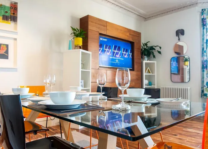 דירה Modern Flat With Fantastic Views By The Royal Mile