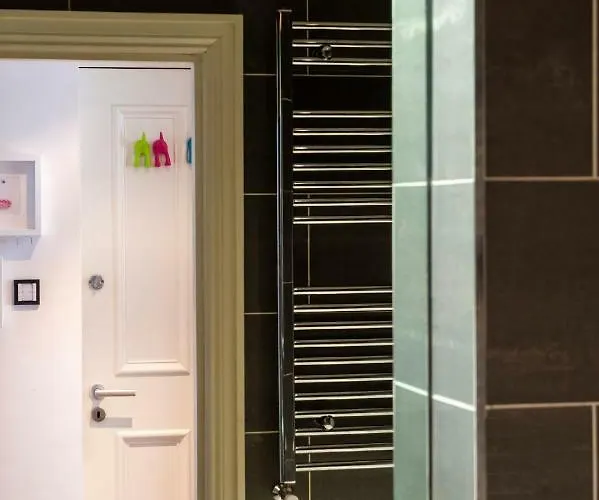 Modern Flat With Fantastic Views By The Royal Mile *