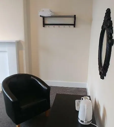 Mayfair Guest house *