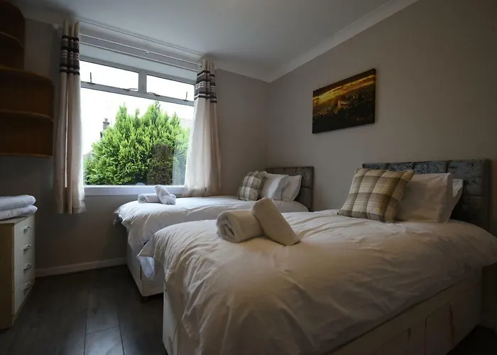 Sighthill 3 Bedrooms With Private Garden 빌라 에든버러