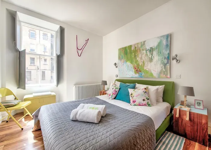 דירה Modern Flat With Fantastic Views By The Royal Mile