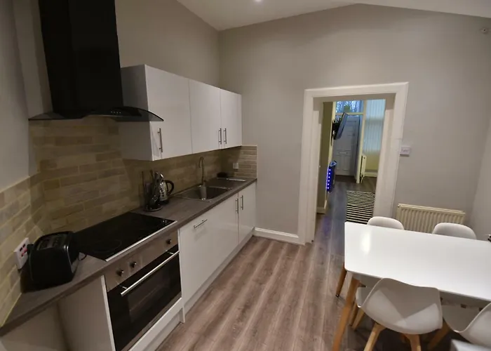 Slateford House Ground Floor Main Door 爱丁堡