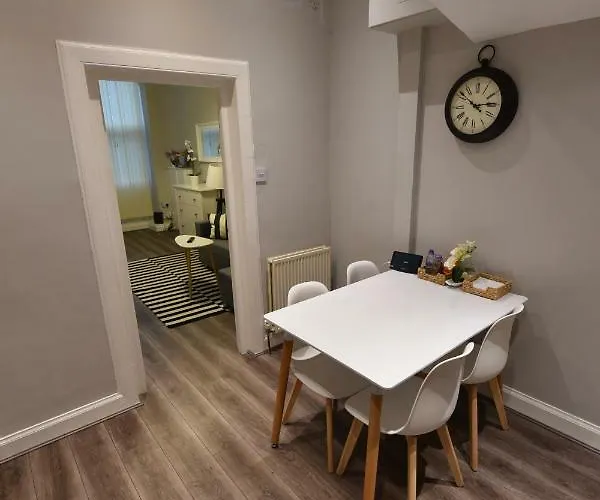 דירה Slateford House Ground Floor Main Door *