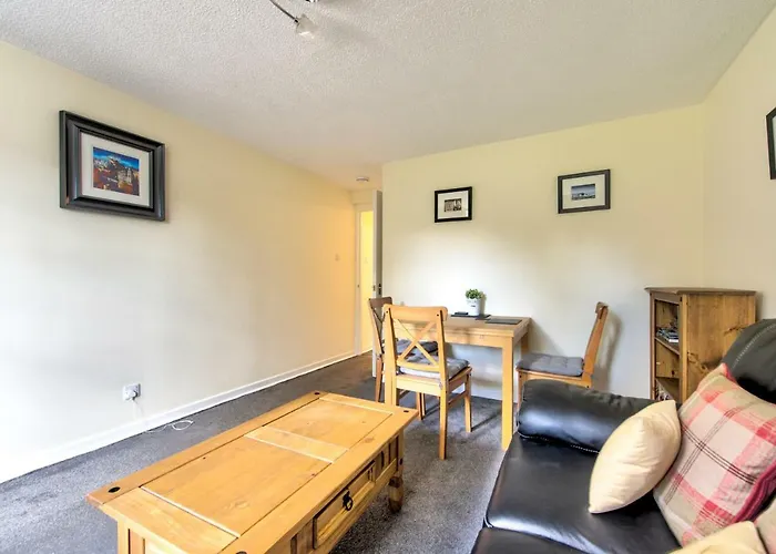 Charming 1 Bed With Castle View Апартаменты *