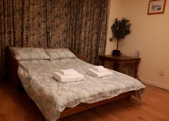 아파트 Central & Stylish 3 Bedroom, 2 Bath, Free Parking 에든버러