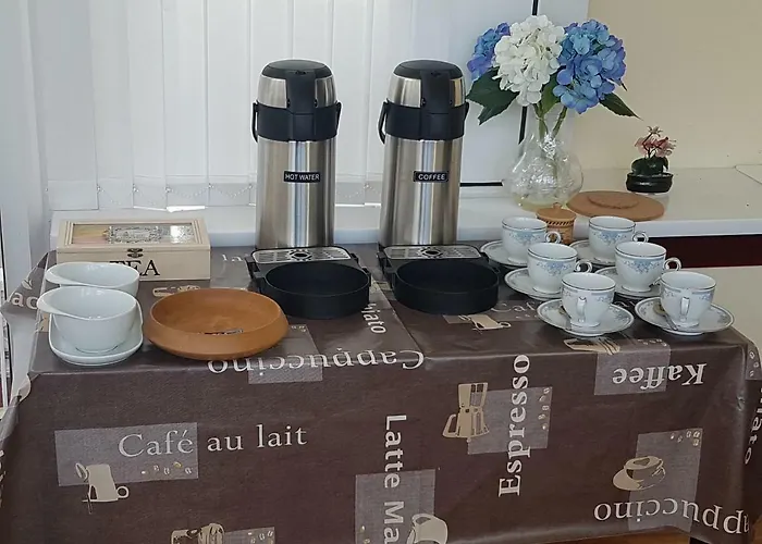 Wee White House 2* 爱丁堡