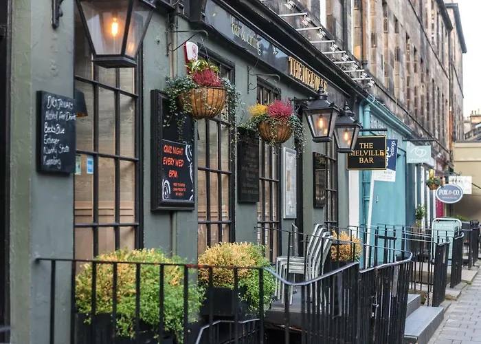 Apartmán Charming, & Spacious Georgian 3 Bed *