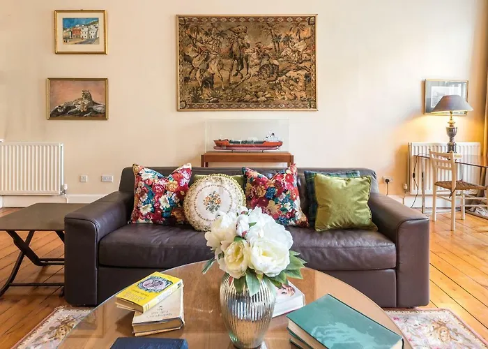 Grand & Spacious With Wifi * Edimburgo