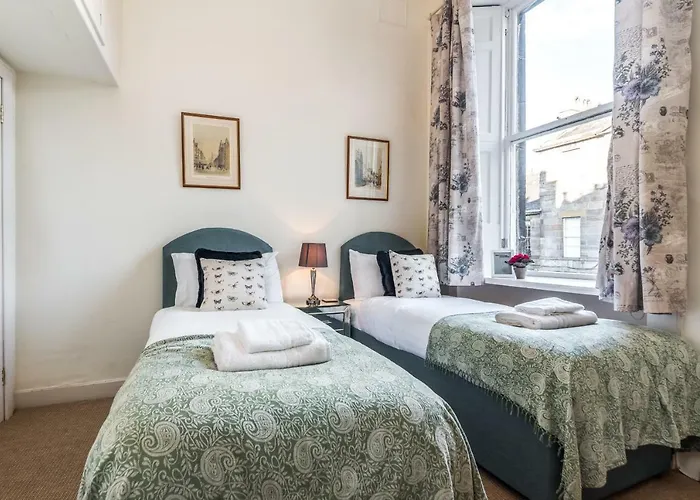 Διαμέρισμα Charming, & Spacious Georgian 3 Bed *