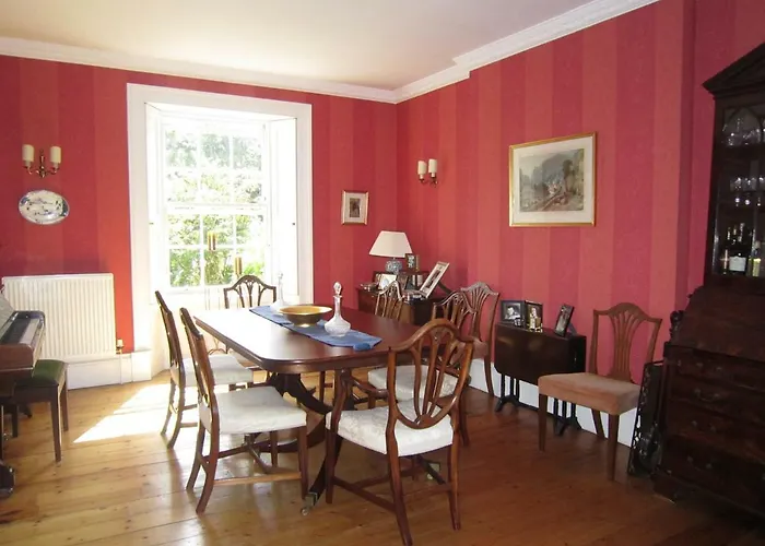 Georgian Konukevi Edinburgh