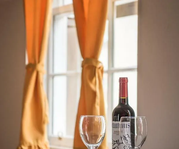 דירה In With Great View On Castle אדינבורו