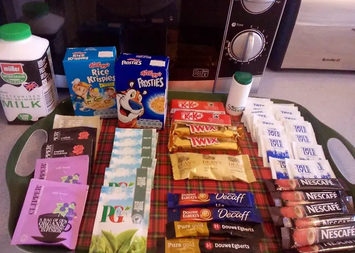 Ideal Location With Free On-site Private Parking Διαμέρισμα