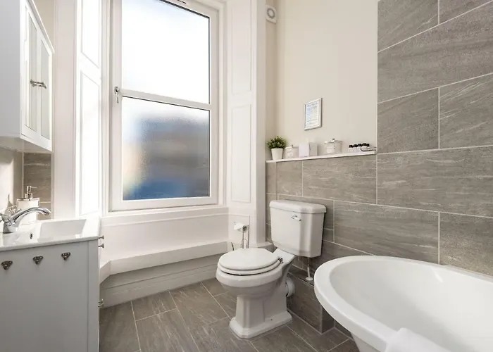 דירה The Street *