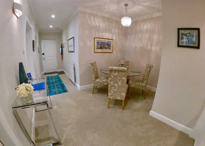 Apartment Escape To @ Abercromby Place *