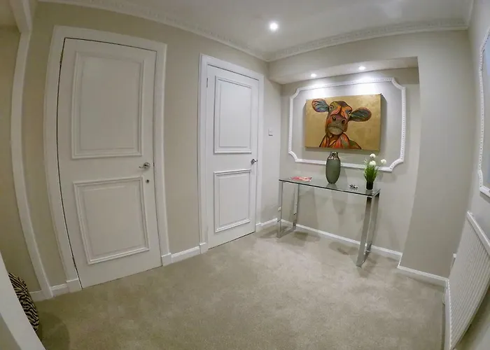 Apartment Escape To @ Abercromby Place