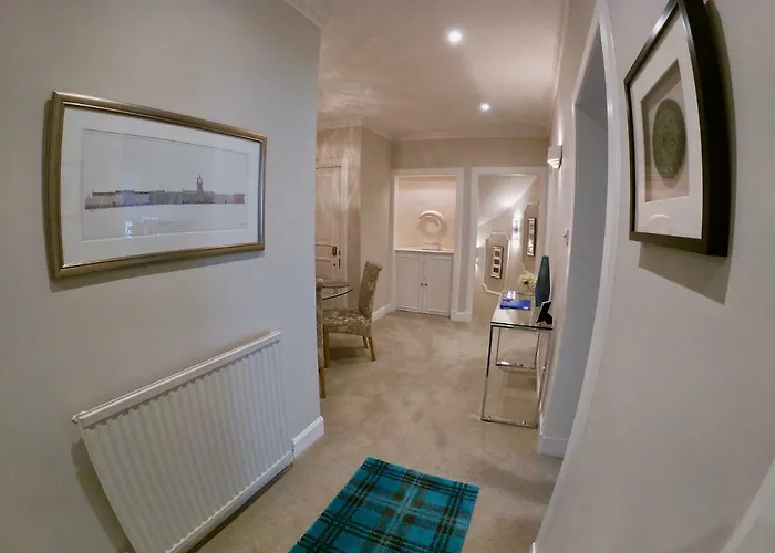 Apartment Escape To @ Abercromby Place