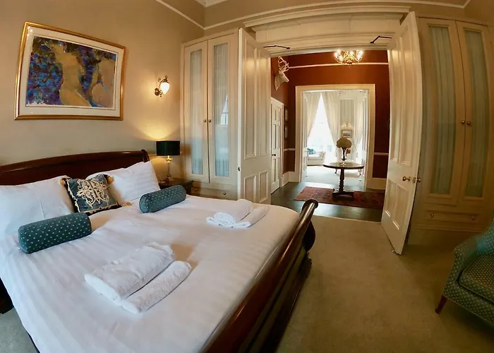 شقة Escape To @ Albyn Place