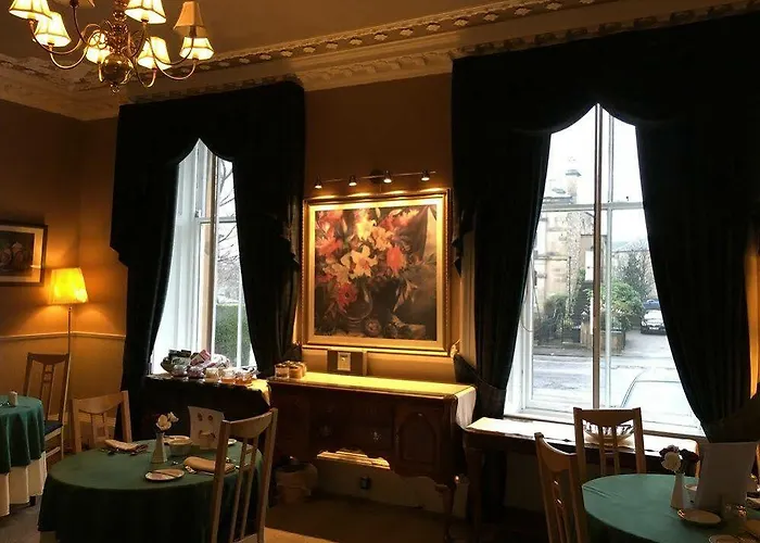 Allison House 17 Гостевой дом 3*