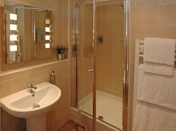 Fountain Court - Grove Hotel apartamentowy