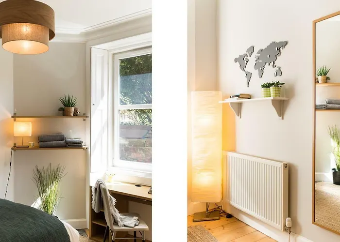 Apartmán Beautiful, Traditional 2 Bedroom Main Door Flat *